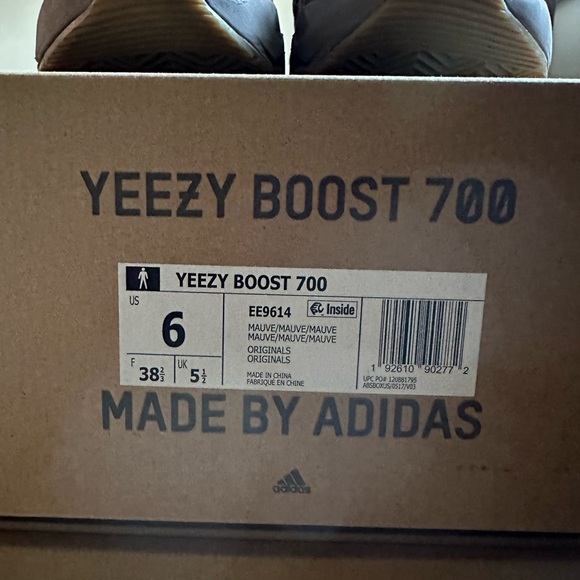 Yeezy boost 700 muave adidas - Picture 10 of 10